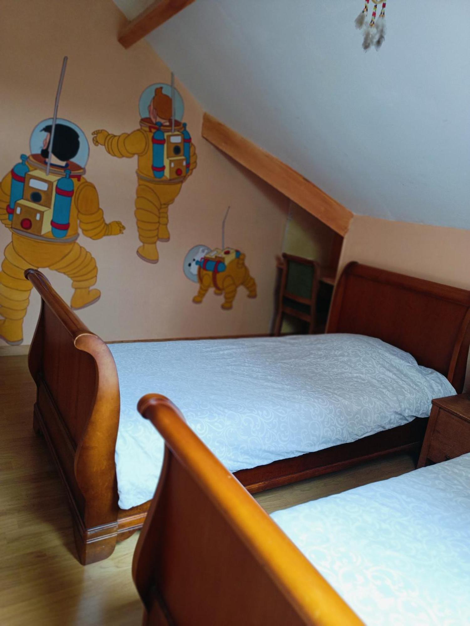 Sancoins Chambre D'Hote Dans Maison Atypique Possibilite 1 Lit Supplementaire Pour 15 Euros מראה חיצוני תמונה