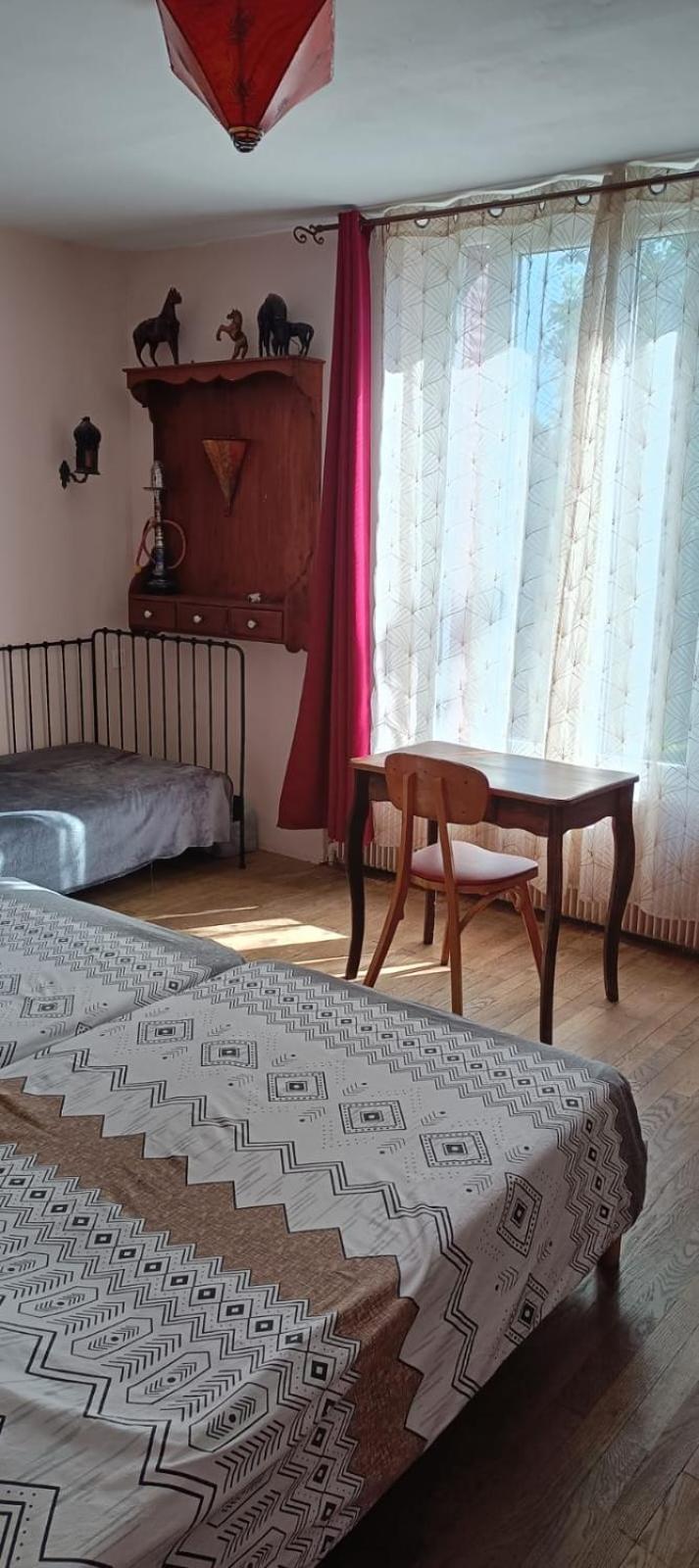 Sancoins Chambre D'Hote Dans Maison Atypique Possibilite 1 Lit Supplementaire Pour 15 Euros מראה חיצוני תמונה