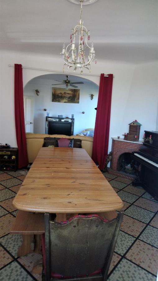 Sancoins Chambre D'Hote Dans Maison Atypique Possibilite 1 Lit Supplementaire Pour 15 Euros מראה חיצוני תמונה